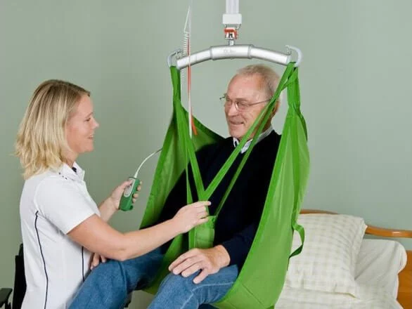how much room does a ceiling lift need